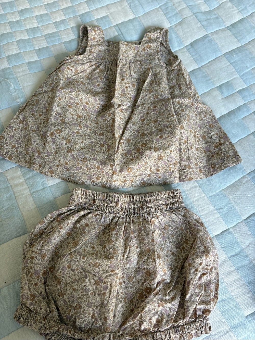 Wheat Kids bloomer and tank set neutral meadow print 6-12mo
